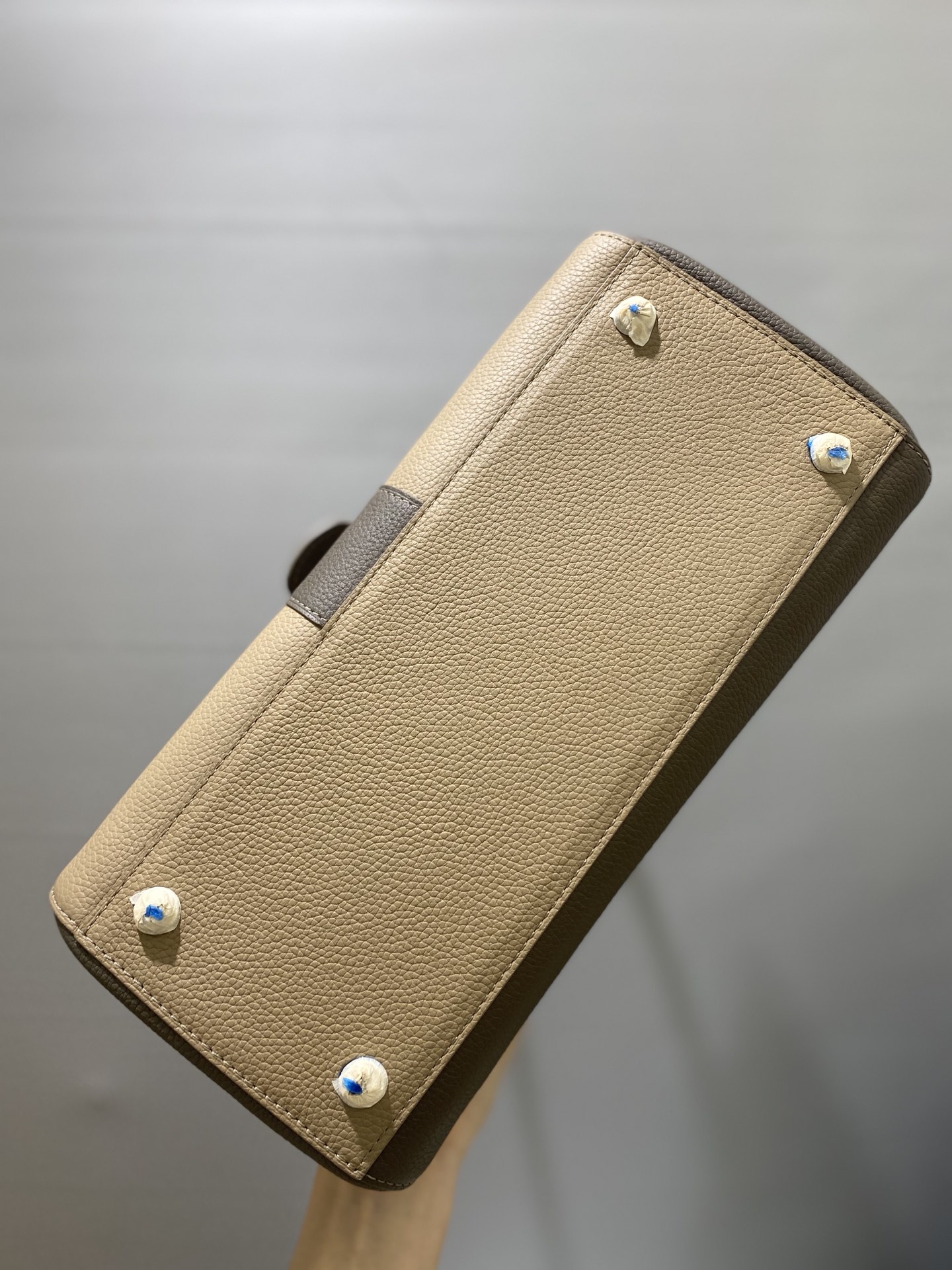 델보 브리앙 MM 토고백 미듐